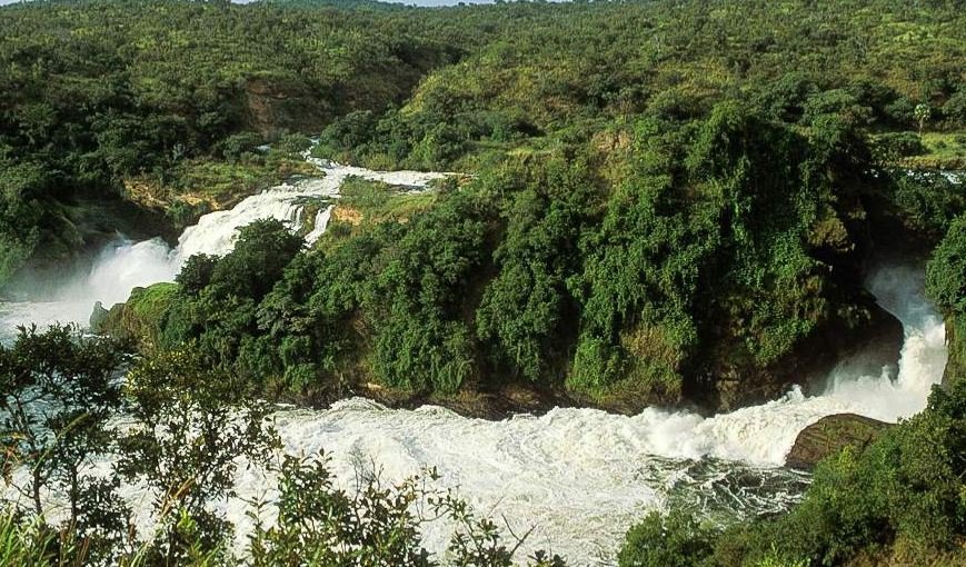 Murchison Falls is 45 m high - the Nile is funneled through a cleft in the rocks in Murchison Falls Park