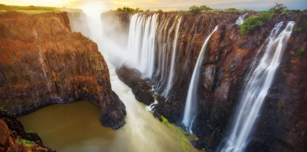 Visit Victoria Falls | A Natural Wonder Of The World